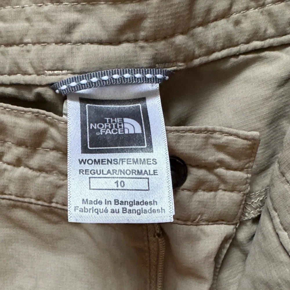 Convertible Zip-off Tan Cargo Pants by North Face. Women Size 10